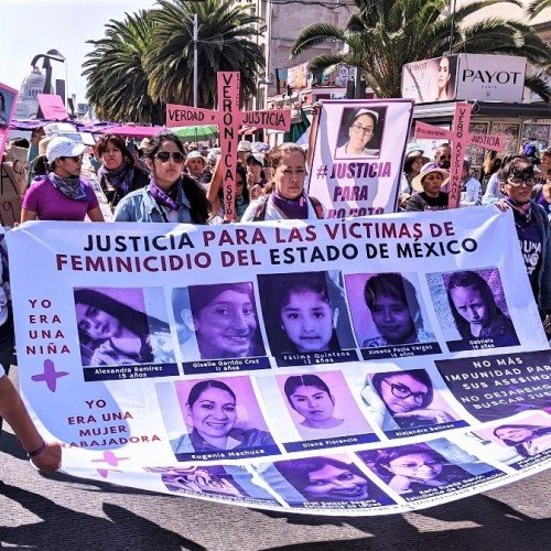 In Mexico giant march and general strike demand justice for murdered women