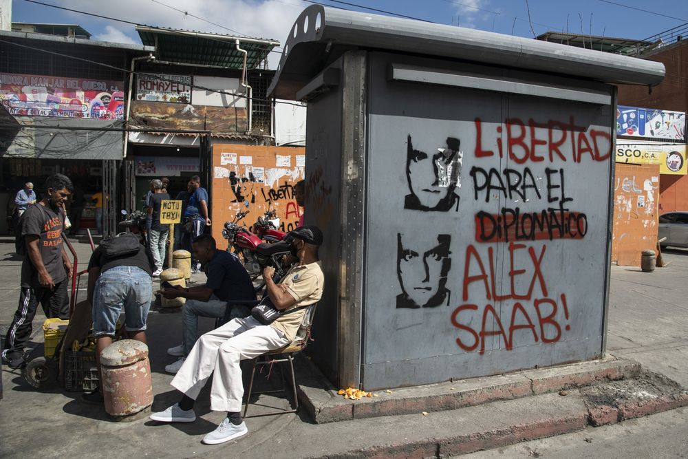 Graffiti that reads in Spanish "Freedom For The Diplomat Alex Saab" in Caracas, on Feb. 4.