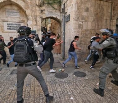 Nazi Soldiers Injure 305 Palestinians, Seven Seriously, In Al-Aqsa”