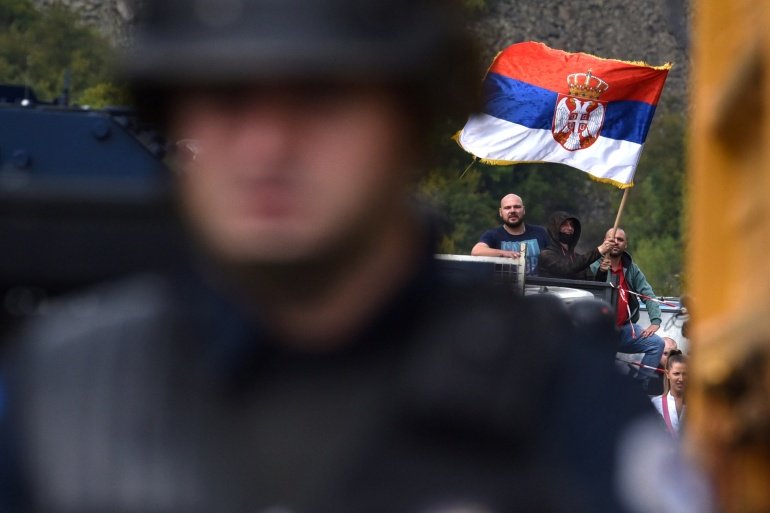 Serbian troops on heightened alert at Kosovo border