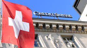 US probes Swiss banks over Russian clients