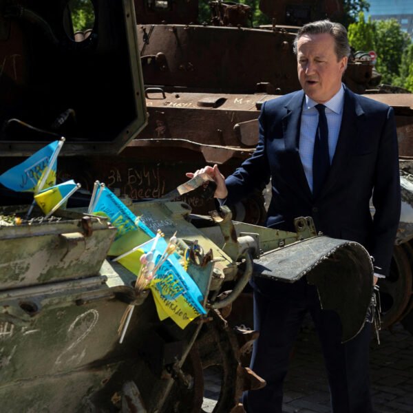 Tory Lord Cameron escalates tensions with Russia in Ukraine