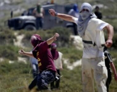 Hebron: Nazi Jewish colonizers Burn Homes and Land, Attack Citizens